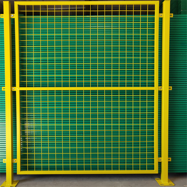 現(xiàn)貨批發(fā)車間隔離柵定制廠區(qū)倉庫隔離護(hù)欄網(wǎng) 設(shè)備安全防護(hù)圍欄網(wǎng)